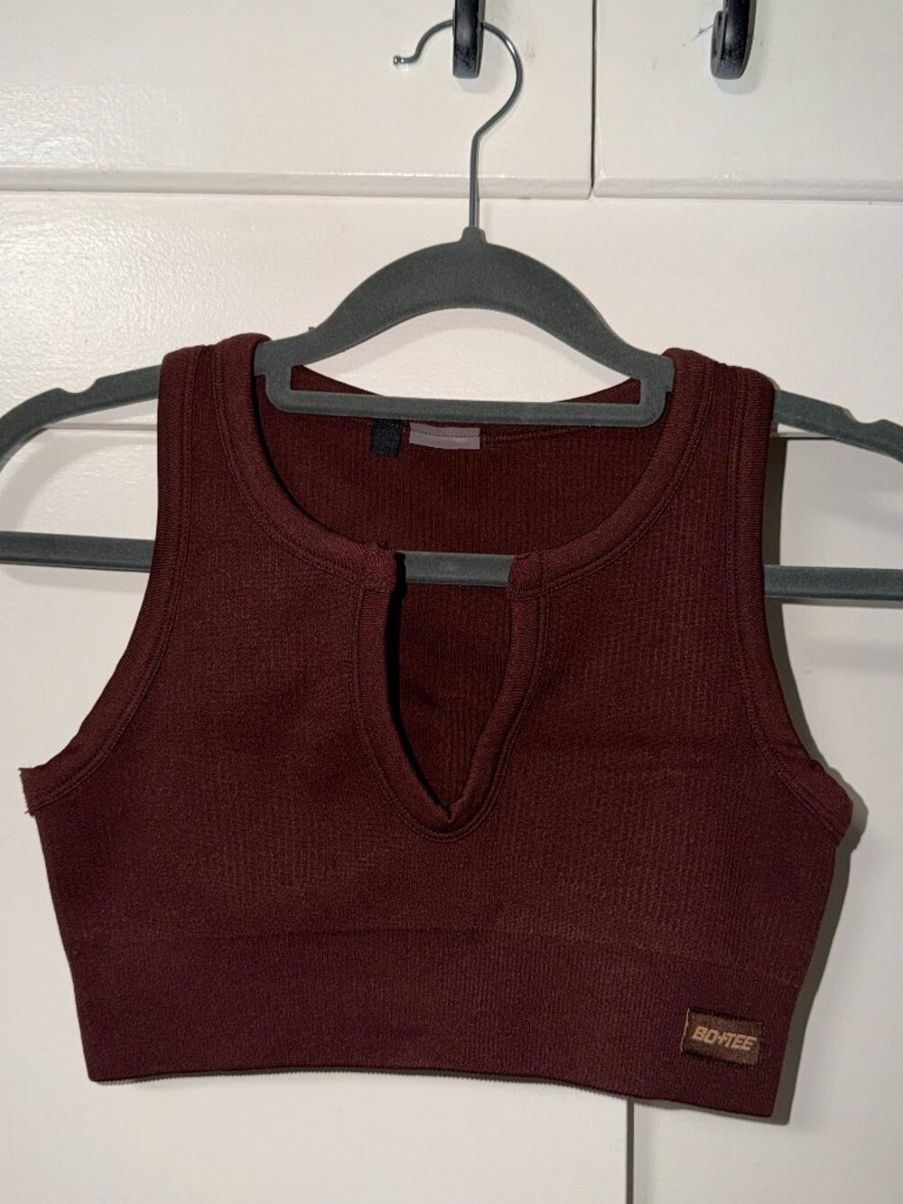 Bo+Tee Women's Ribbed Sports Bra Top in Dark Brown in Dark Brown - Picture 2 of 5